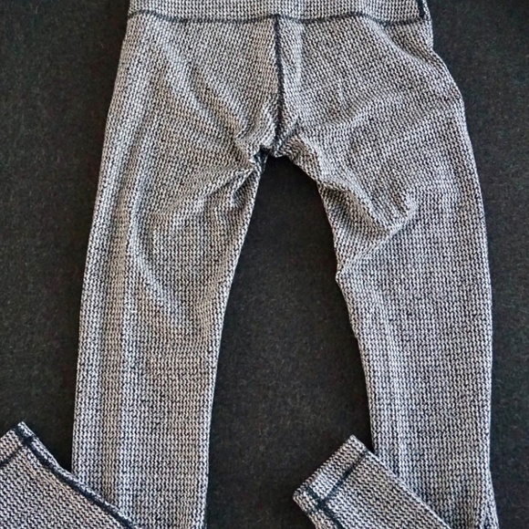 Lululemon Wunder Under High Rise Tight in Houndstooth - Picture 4 of 9